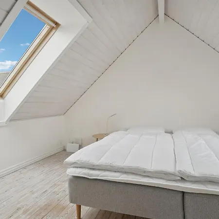 Feriehus 3 Bedroom Beautiful In *